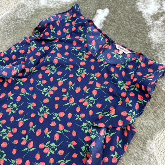 Juicy Couture Flutter Sleeve Blouse - Picture 3 of 10